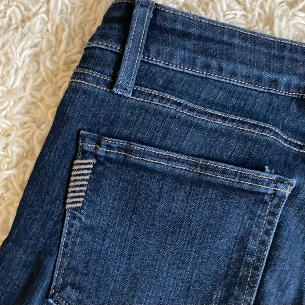PAIGE Skyline Skinny Mona Dark Wash Mid Rise Blue Jeans Size 27 in EUC_14